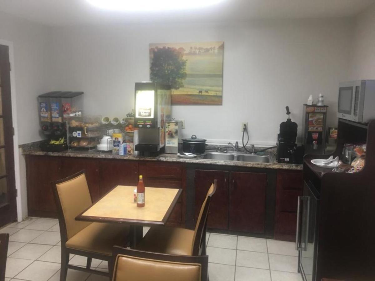 Loyalty Inn Hawkinsville Eksteriør bilde